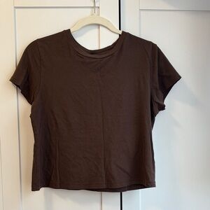 Universal Thread Dark Brown Short Sleeve Tee
